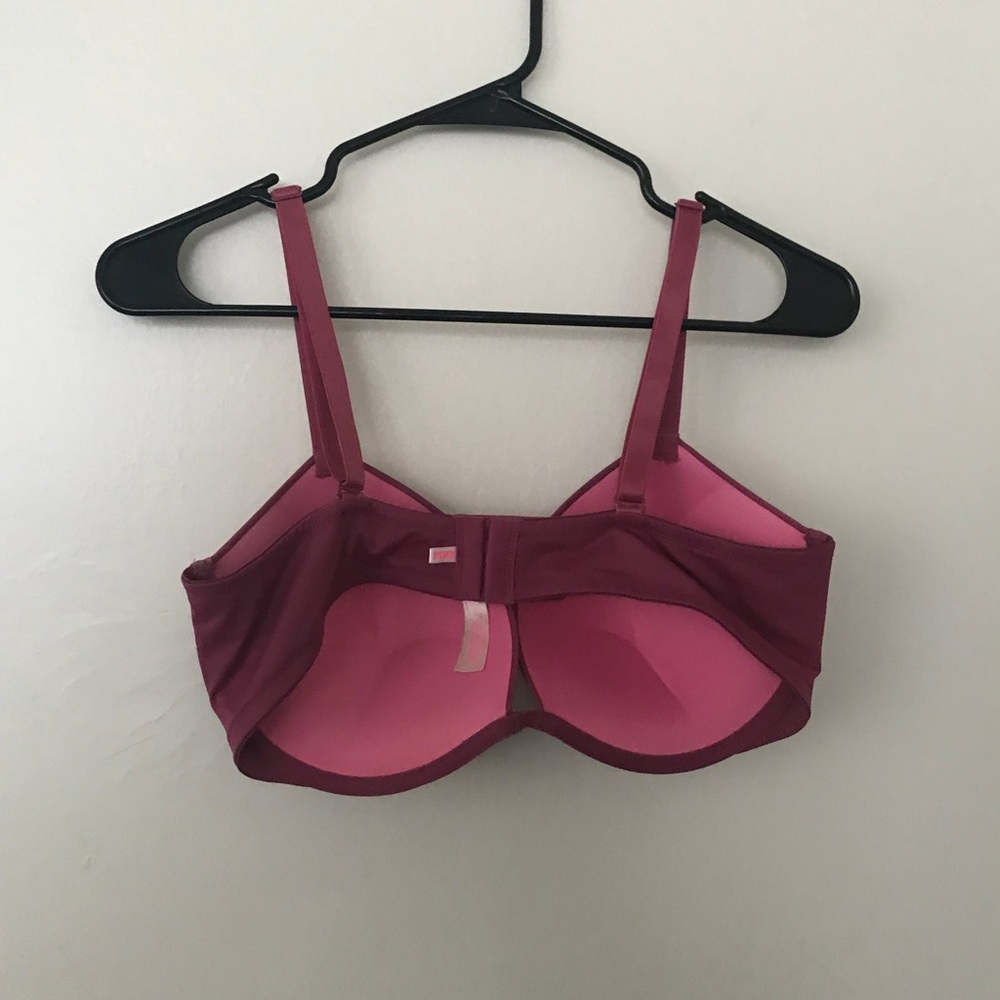Pink bra - Picture 2 of 2